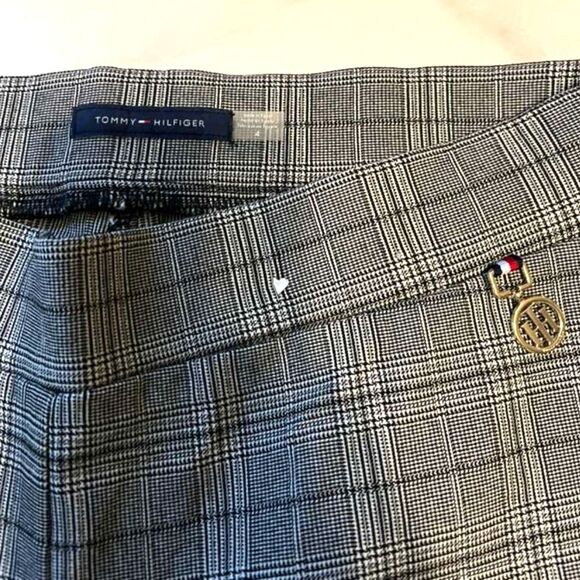 Tommy Hilfiger Women’s Glen Plaid Stretch Pants Size 4 Gray Check Pull-On - Picture 9 of 11
